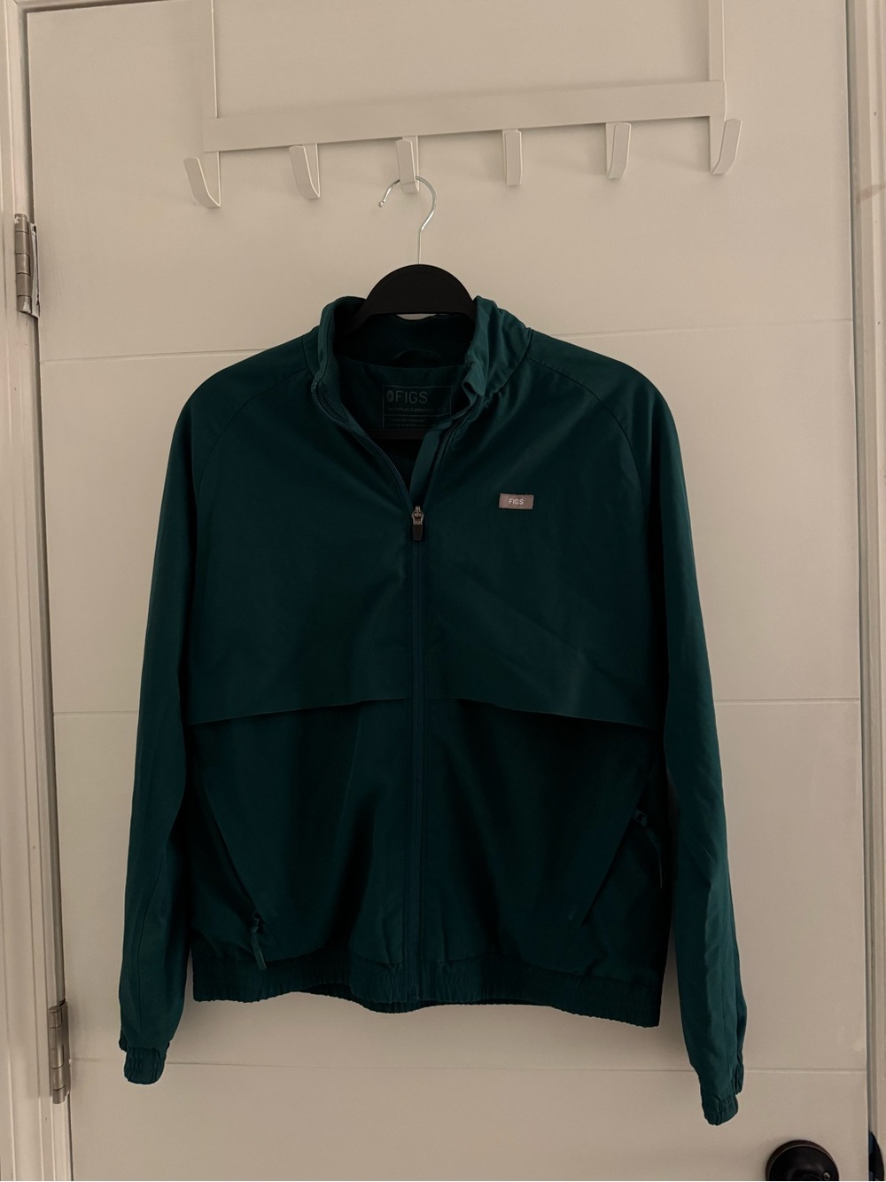 FIGS Sydney Scrub Tech Full-Zip Jacket